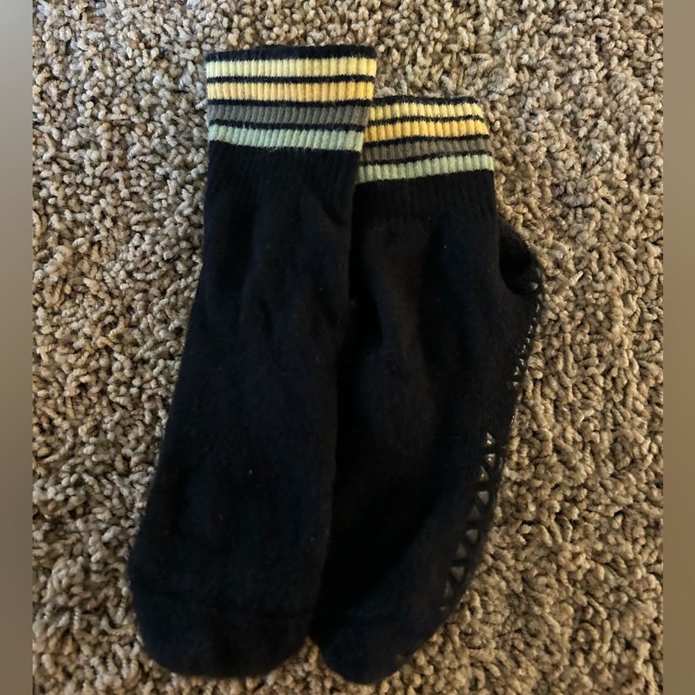 Tavi grip socks size S